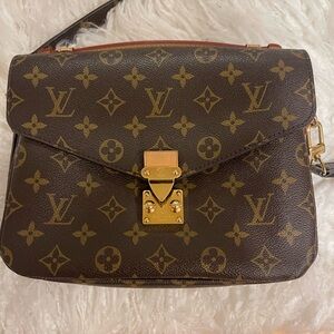Louis Vuitton pochette Métis